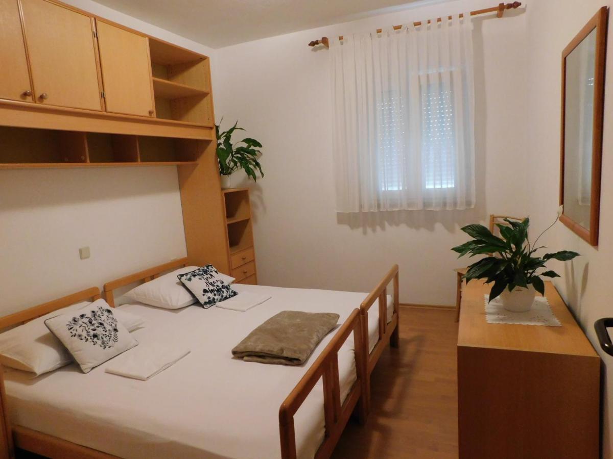 פג Apartmani Salus מראה חיצוני תמונה