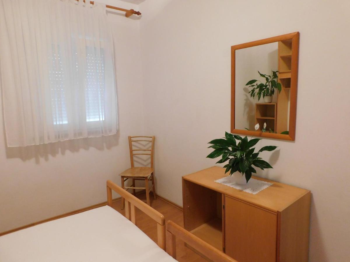 פג Apartmani Salus מראה חיצוני תמונה